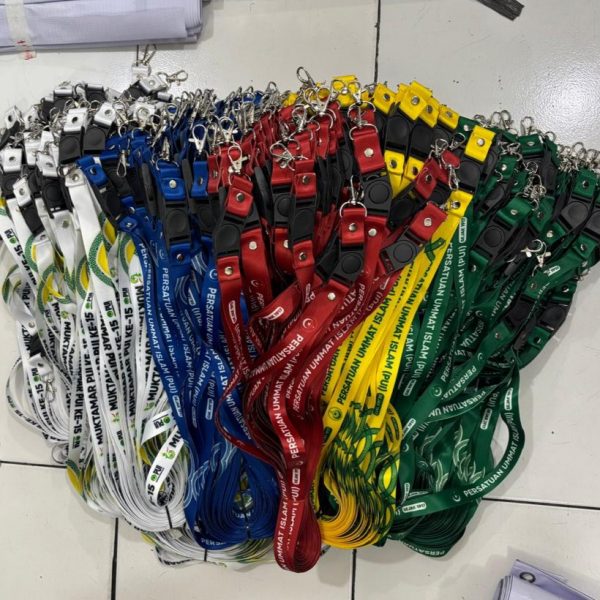 lanyard custom