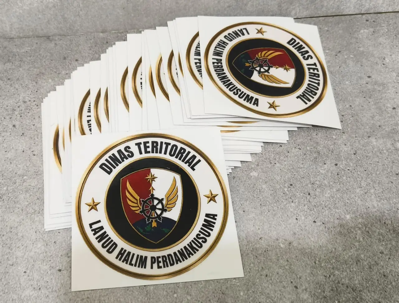DTF UV Sticker Custom Jakarta Timur Dyno Print Buka 24 Jam