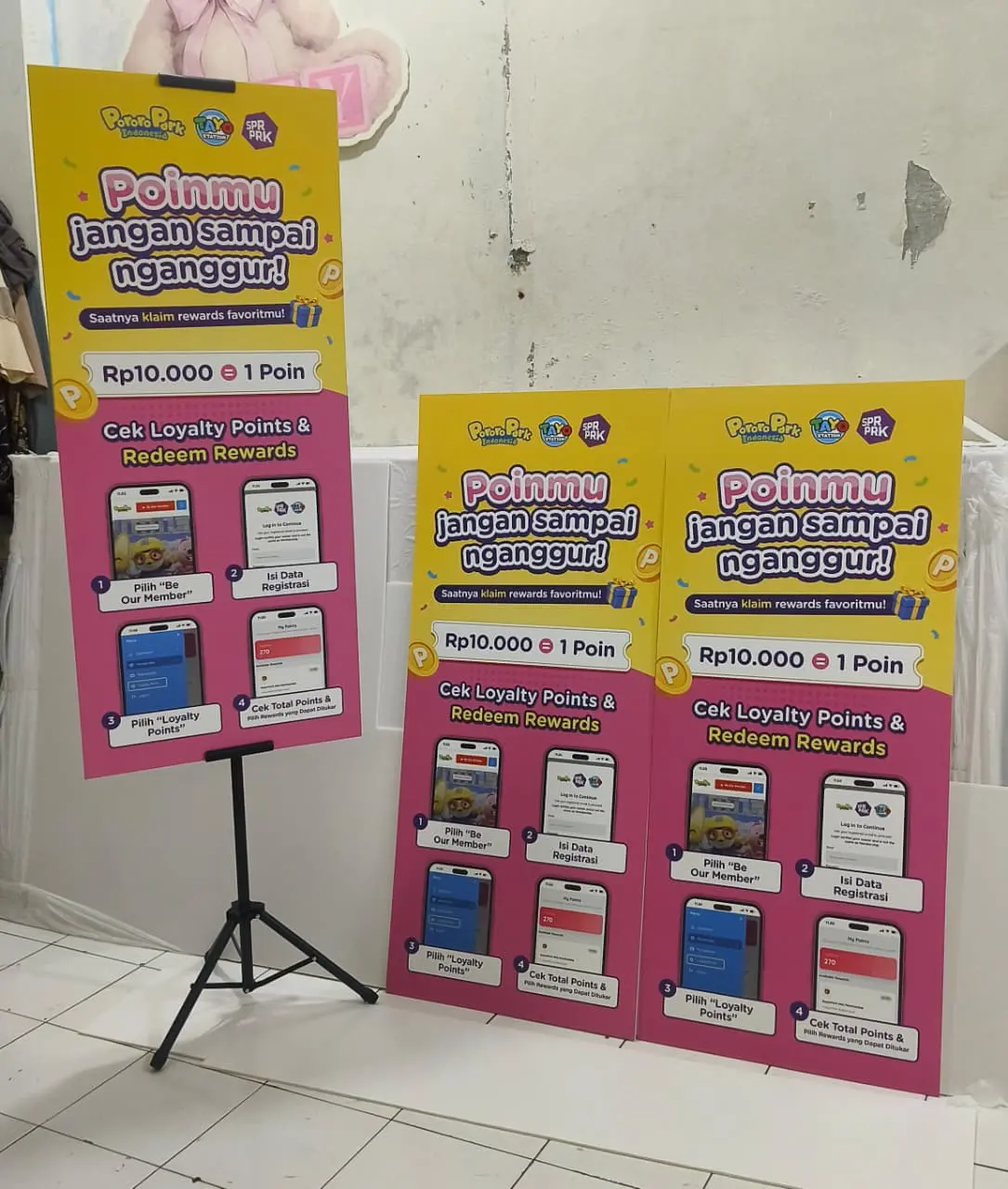 Tripod Banner Custom Jakarta Timur Dyno Print Buka 24 Jam